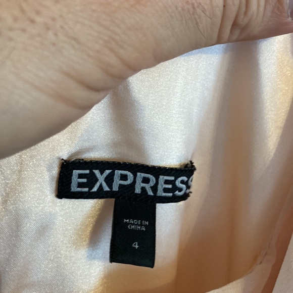 Express Ruffle Dress - Picture 3 of 4